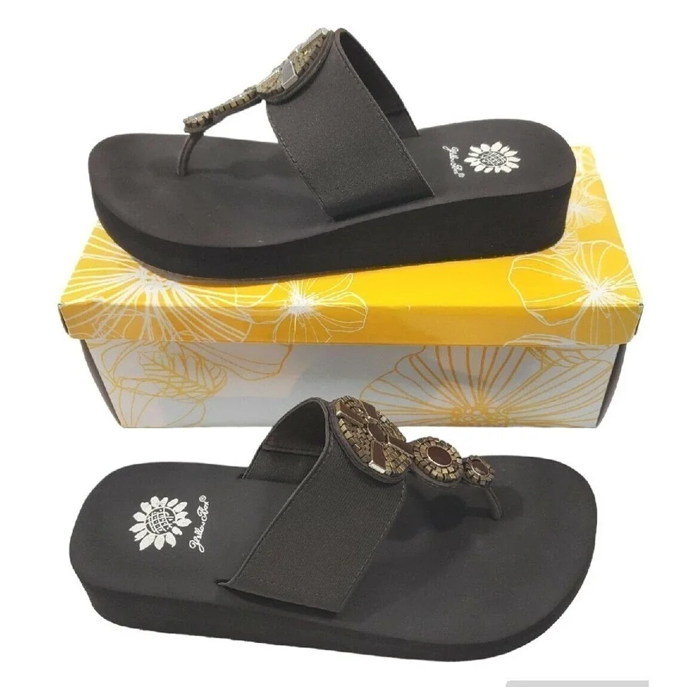 Yellow Box ~Woman 8.5 M~ Brown Flip Flops Wedge Jeweled Sandals 30189 NEW. - Picture 10 of 12